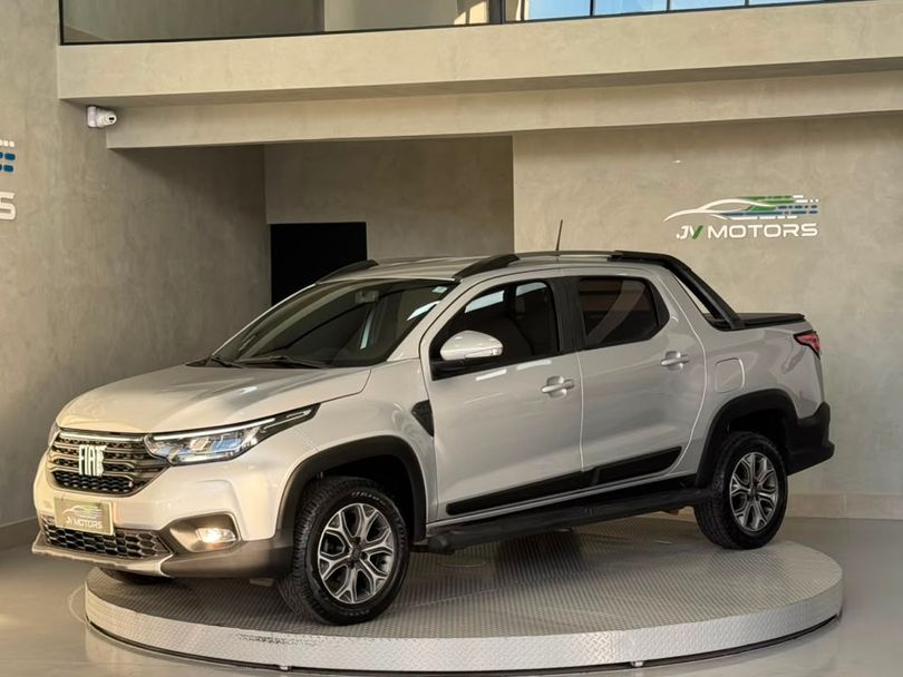 Fiat Strada Volcano 1.3 Flex 8V CD