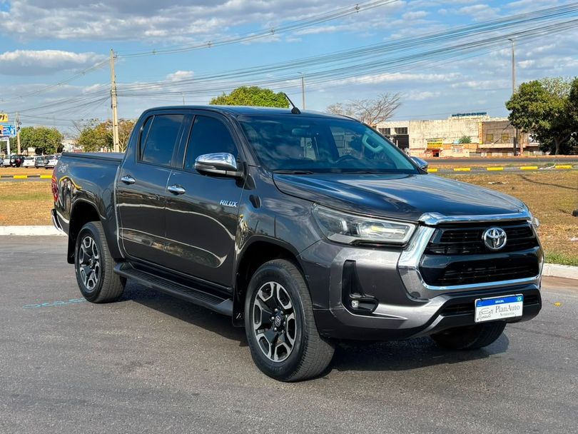 Toyota Hilux CD SRV 4x4 2.8 TDI Diesel Aut.