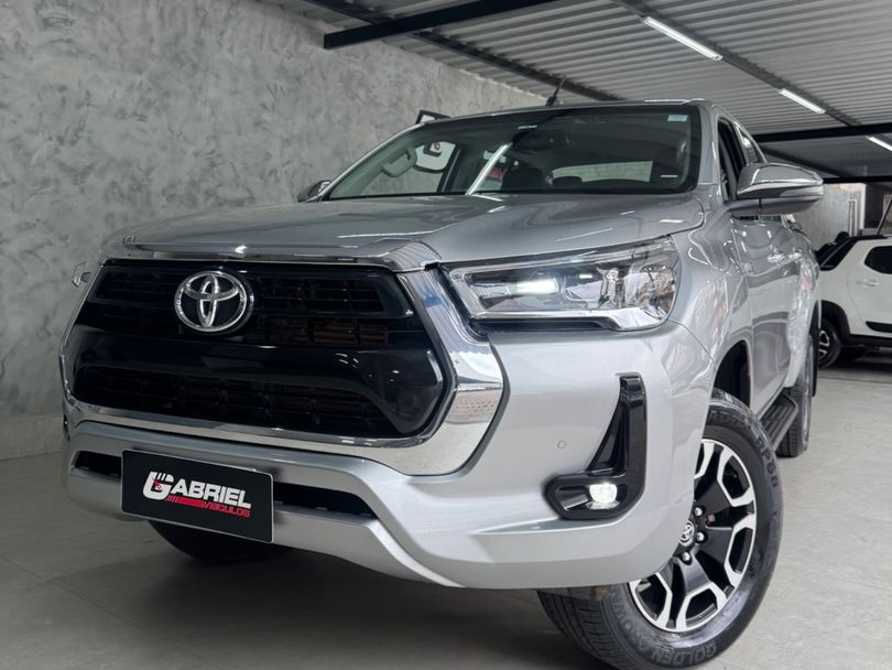 Toyota Hilux CD SRV 4x4 2.8 TDI Diesel Aut.