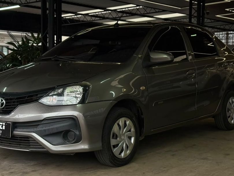 Toyota ETIOS X Sedan 1.5 Flex 16V 4p Mec.
