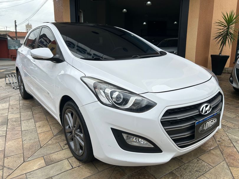 Hyundai i30 1.8 16V Aut. 5p