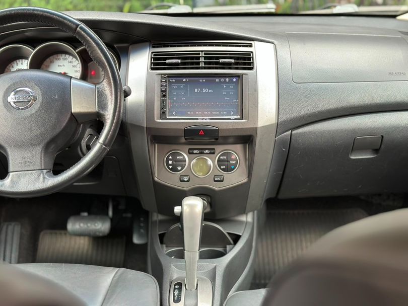 Nissan LIVINA GRAND SL 1.8 16V Flex Fuel Aut.