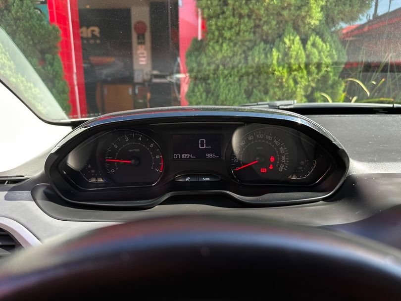 Peugeot 208 Active 1.2 Flex 12V 5p Mec.
