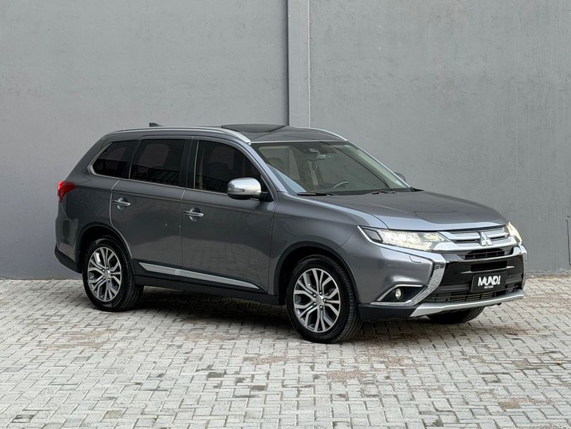 Mitsubishi OUTLANDER 2.2 165cv Diesel Aut.