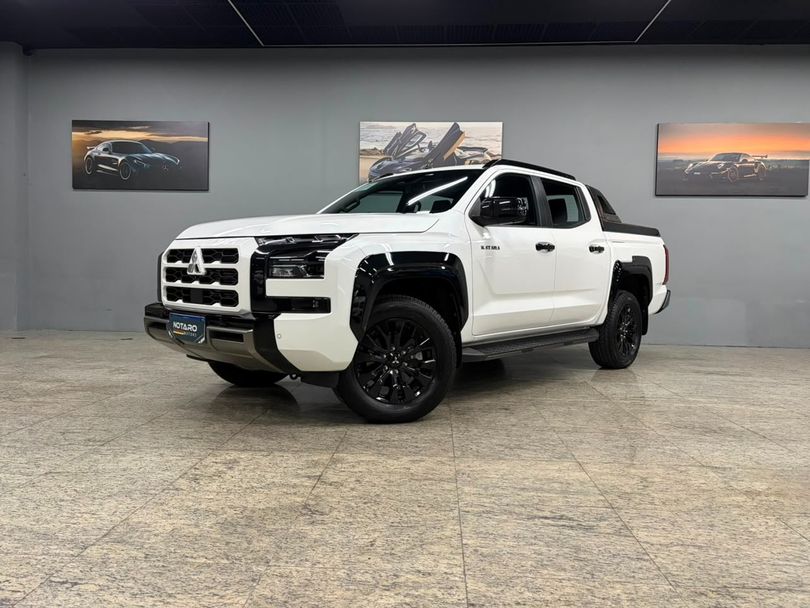 Mitsubishi Triton Katana 2.4 CD 4x4 TB Diesel Aut.