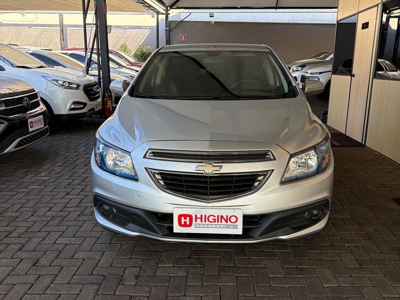 Chevrolet ONIX HATCH LT 1.4 8V FlexPower 5p Mec.