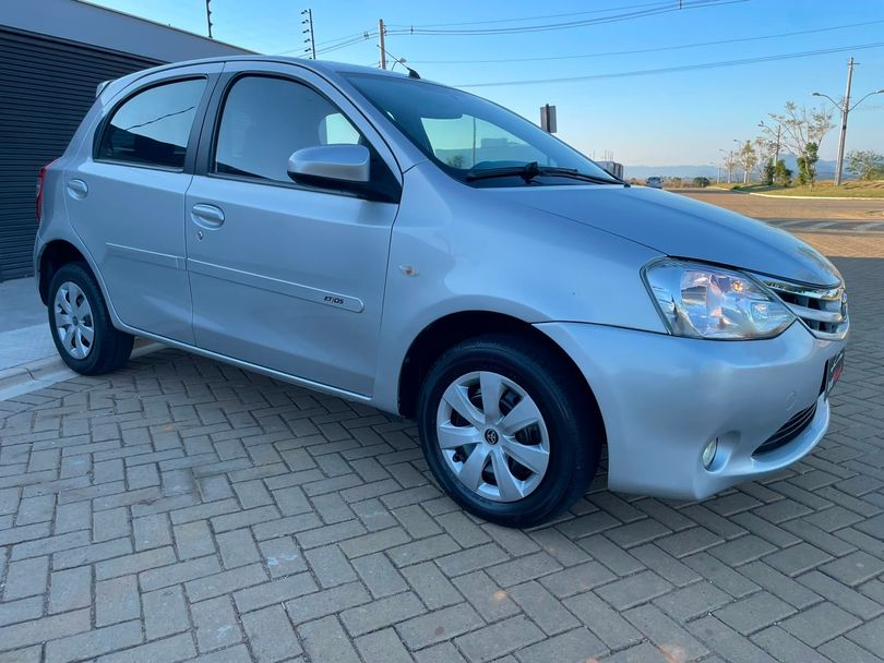 Toyota ETIOS X 1.3 Flex 16V 5p Mec.