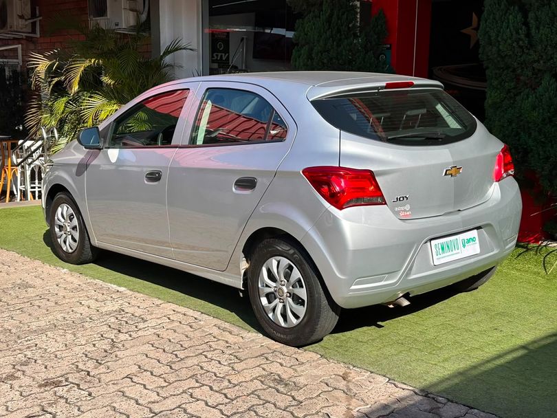 Chevrolet ONIX HATCH Joy 1.0 8V Flex 5p Mec.