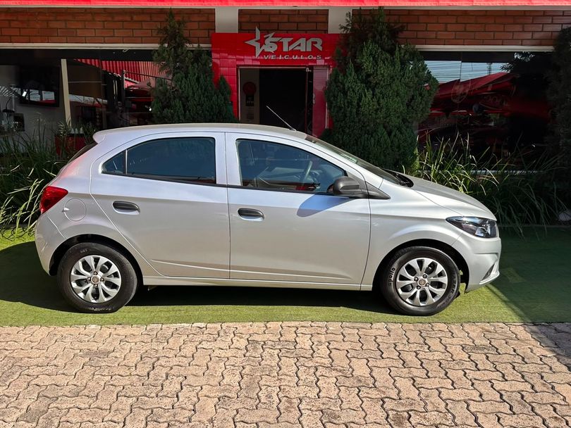 Chevrolet ONIX HATCH Joy 1.0 8V Flex 5p Mec.
