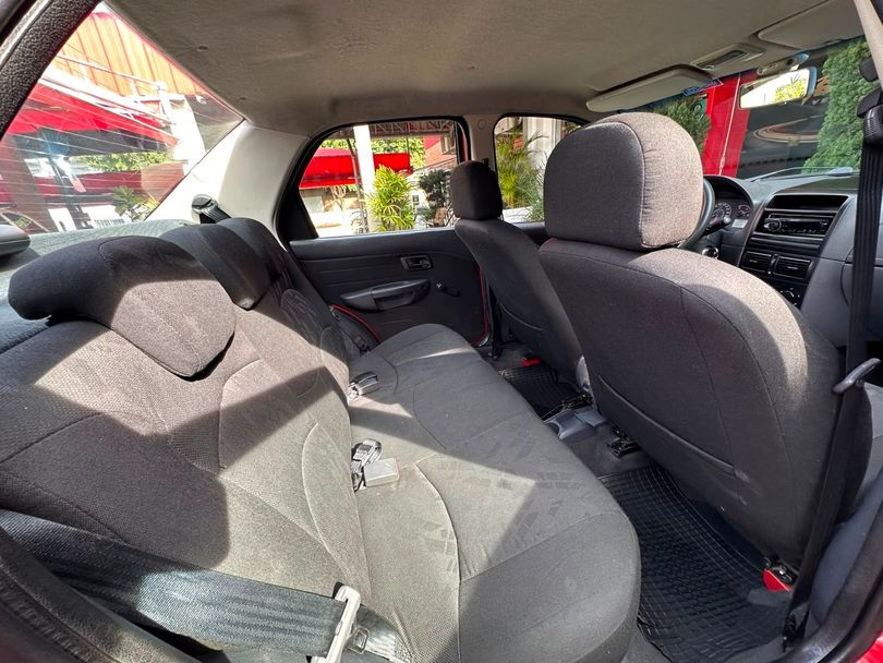 Fiat Siena EL 1.0 mpi Fire Flex 8V 4p