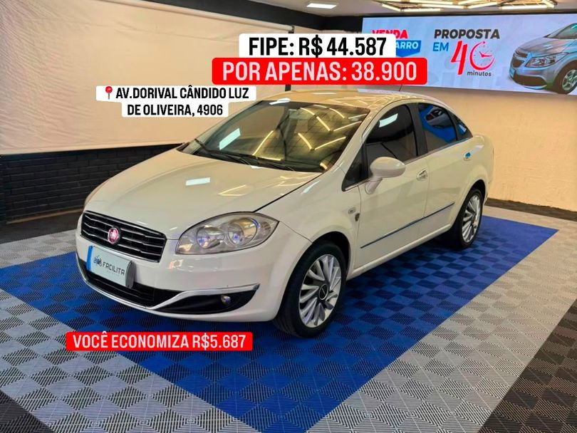 Fiat LINEA ESSENCE 1.8 Flex 16V 4p