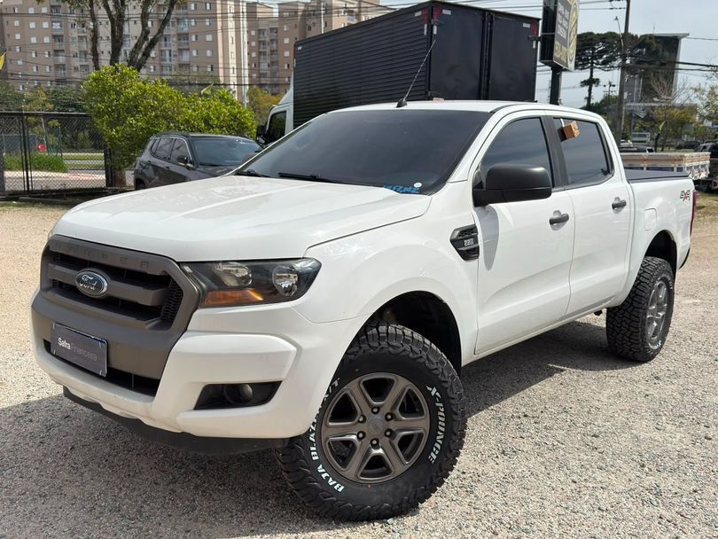 Ford Ranger XLS 2.2 4x4 CD Diesel Mec.