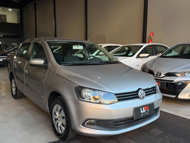 VolksWagen VOYAGE TREND 1.6 Mi Total Flex 8V 4p