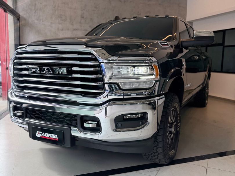 RAM 3500 LIMITED LONGHORN 6.7 TB CD Diesel