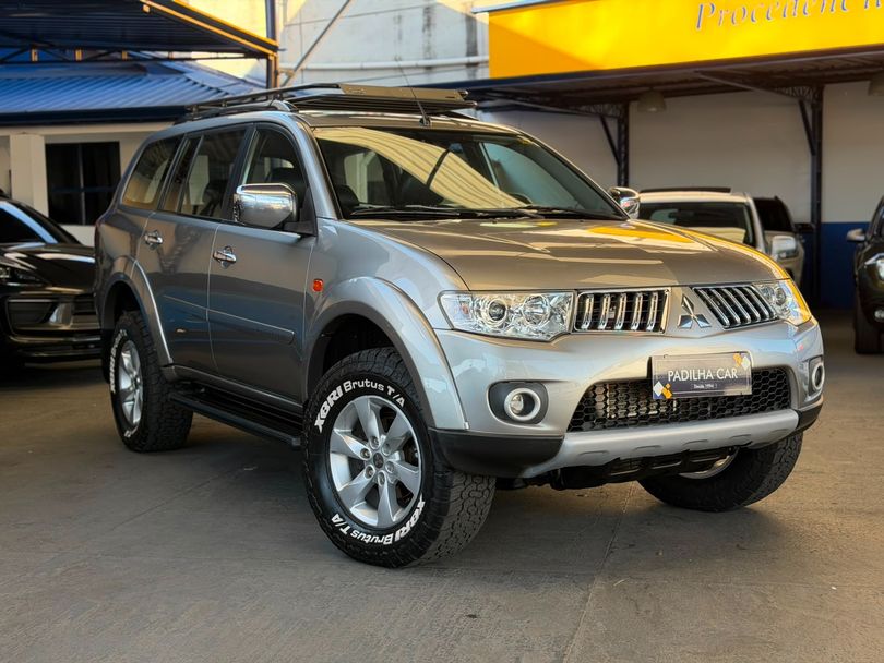 Mitsubishi Pajero DAKAR HPE 3.2 4x4 T.I Dies 5p Aut