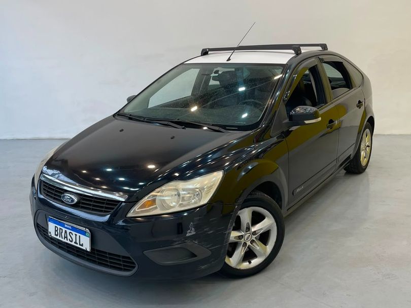 Ford Focus 1.6 S/SE/SE Plus Flex 8V/16V  5p