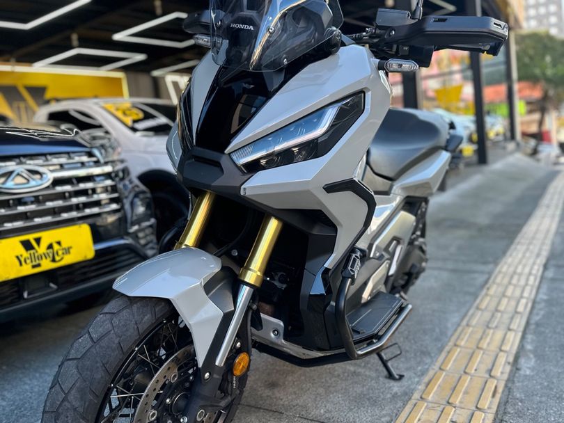 HONDA X-ADV 745cc