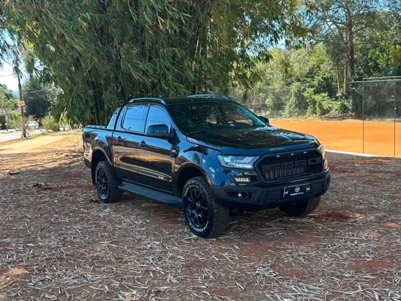 Ford Ranger Black 2.2 4x2 CD Diesel Aut.