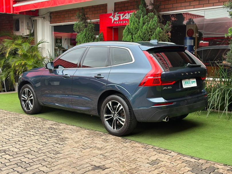 Volvo XC 60 T-5 MOMENTUM 2.0 254cv AWD 5p