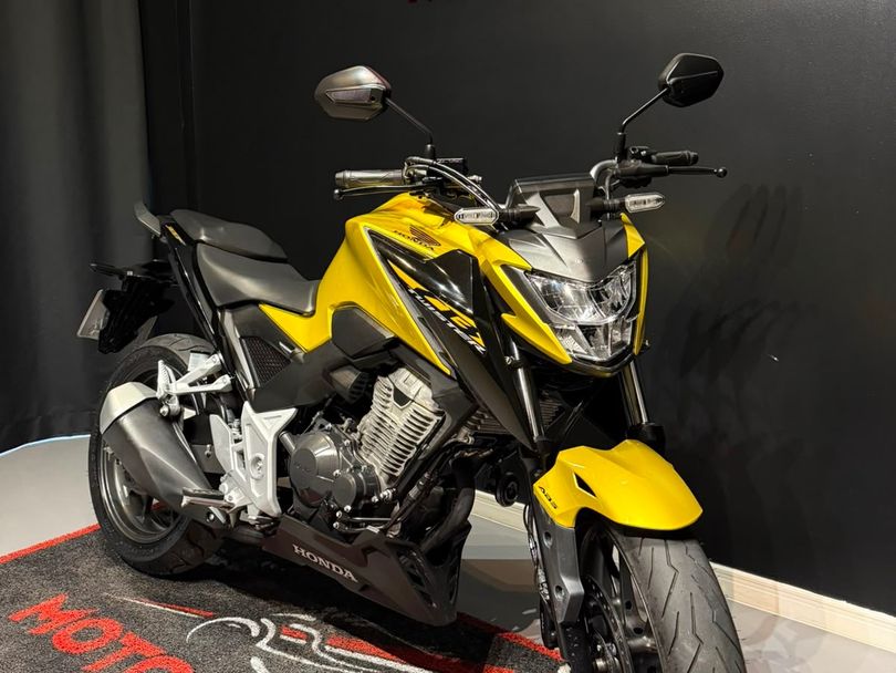 HONDA CB 300F Twister Flex