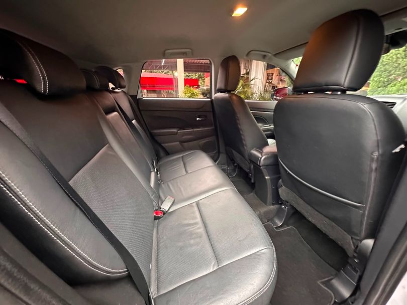 Mitsubishi ASX 2.0 16V 4x4 160cv Aut.