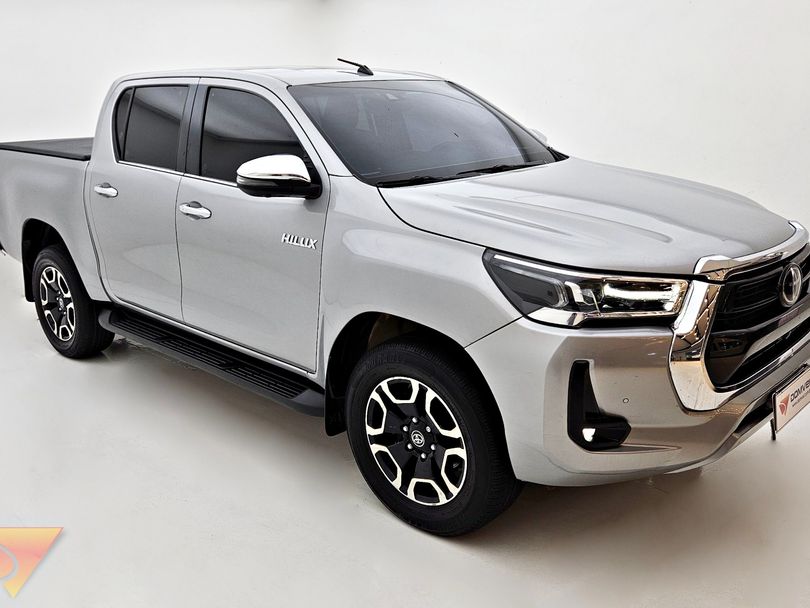 Toyota Hilux CD SRX 4x4 2.8 TDI 16V Diesel Aut.