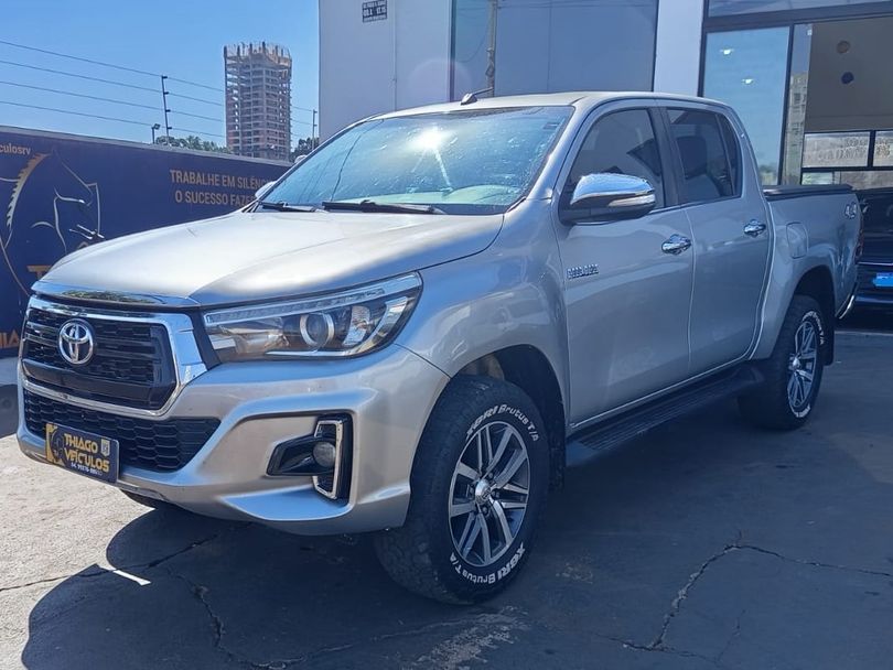 Toyota Hilux CD SRX 4x4 2.8 TDI 16V Diesel Aut.