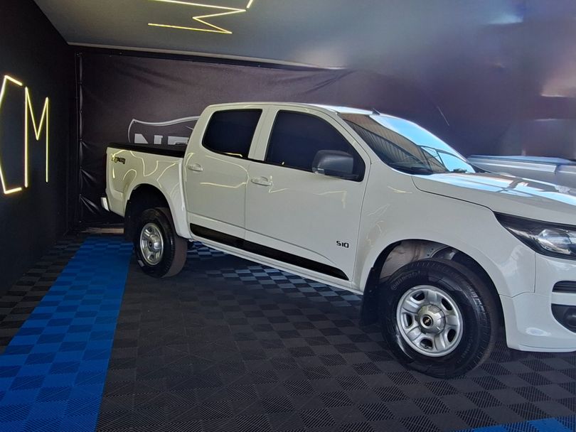 Chevrolet S10 Pick-Up LS 2.8 TDI 4x4 CD Dies. Mec.