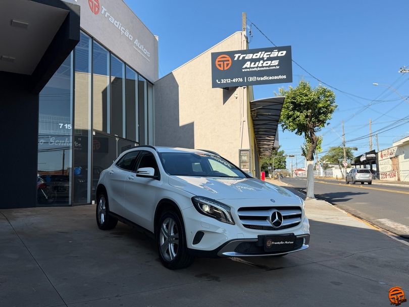 Mercedes GLA 200 Style 1.6 TB 16V/Flex Aut.