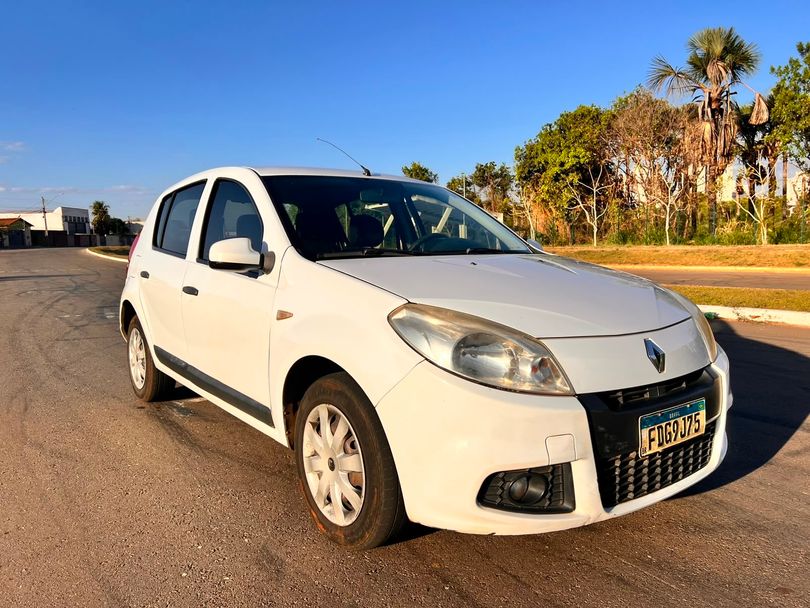 Renault SANDERO Expression Hi-Flex 1.6 8V 5p