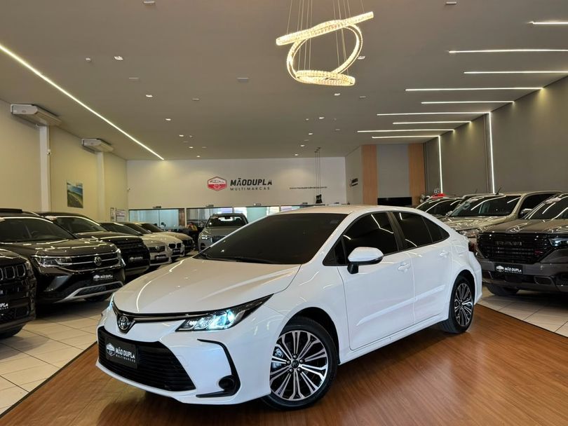 Toyota Corolla GLi 2.0 16V Flex Aut.