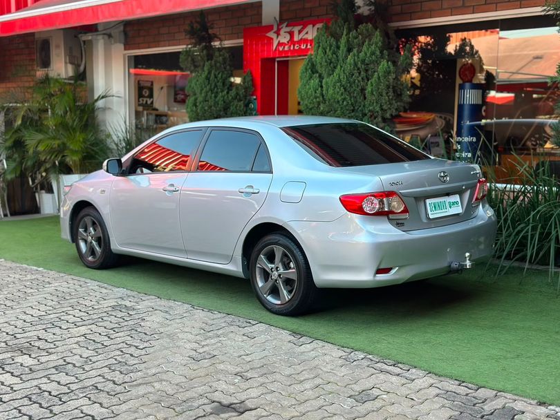 Toyota Corolla XEi 2.0 Flex 16V Aut.