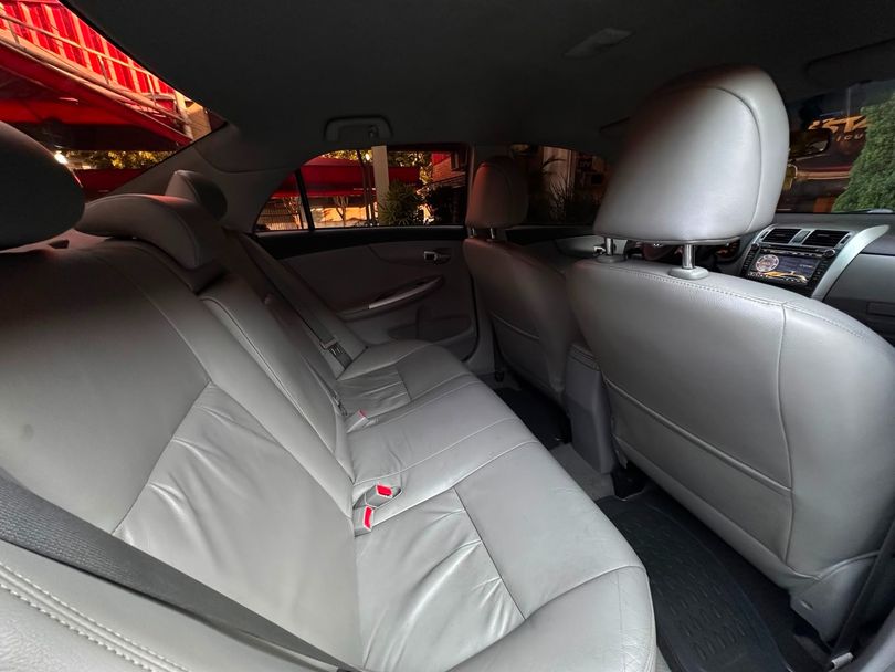 Toyota Corolla XEi 2.0 Flex 16V Aut.