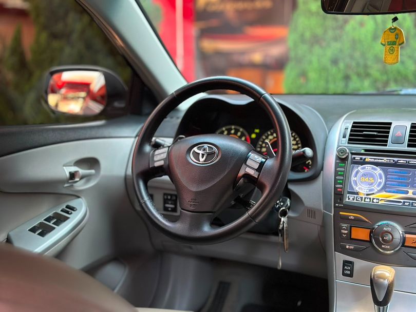 Toyota Corolla XEi 2.0 Flex 16V Aut.