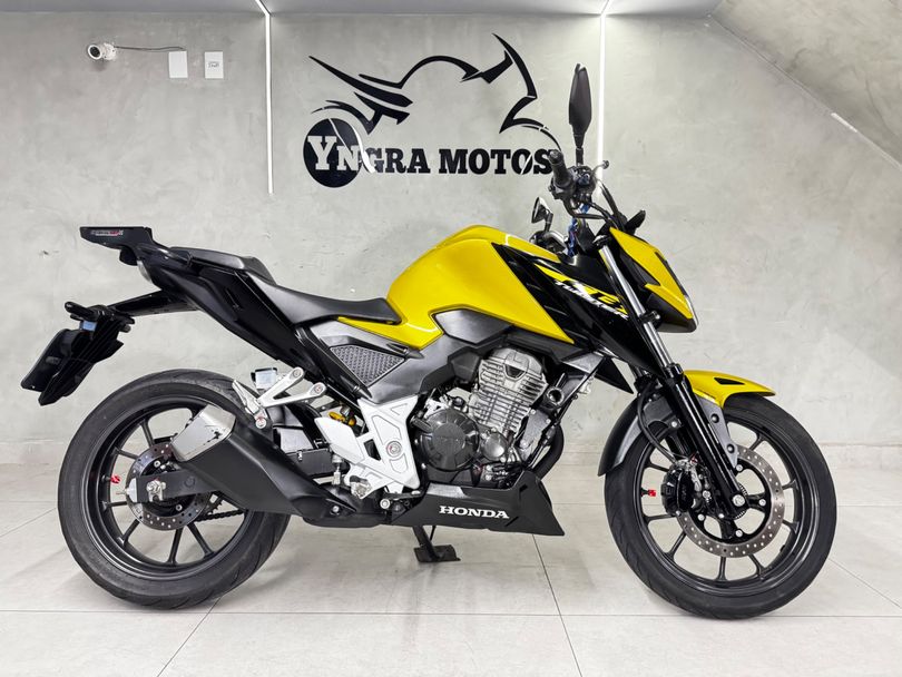 HONDA CB 300F Twister Flex
