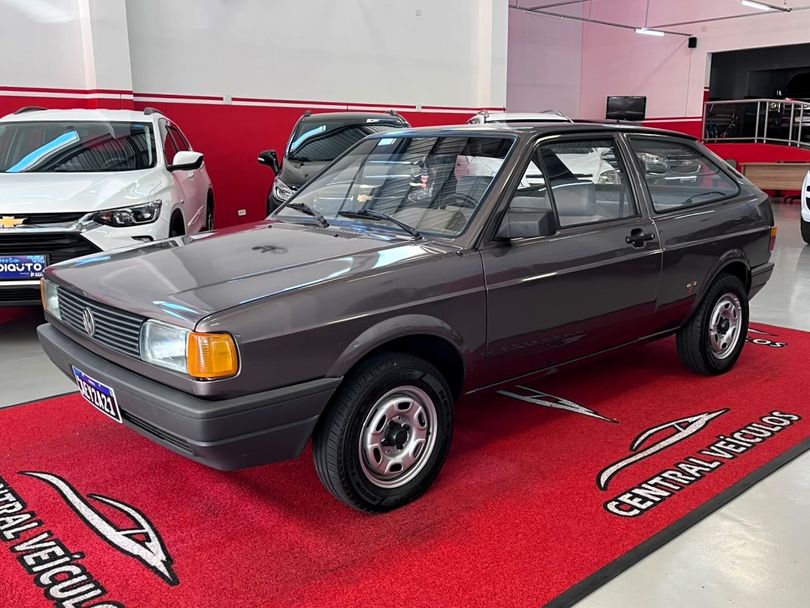 VolksWagen Gol 1000 (modelo antigo)