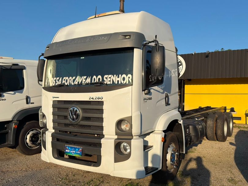 VOLKSWAGEN 24-280 E Constel. 6x2 2p (diesel)(E5)