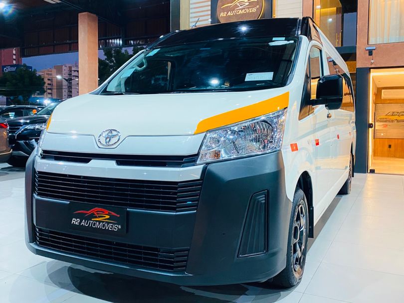 Toyota Hiace Minibus DX 2.8 TDI 16L Aut.