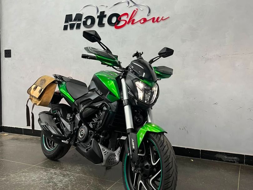 BAJAJ DOMINAR 400 