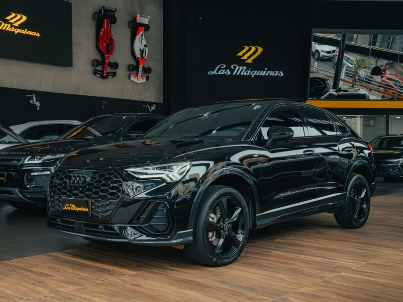 Audi Q3 SPB Perf. Black 2.0 TFSI Tipt. Quat.