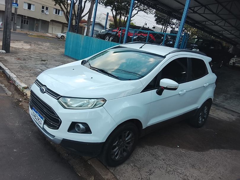 Ford EcoSport FREESTYLE 2.0 16V 4WD Flex 5p