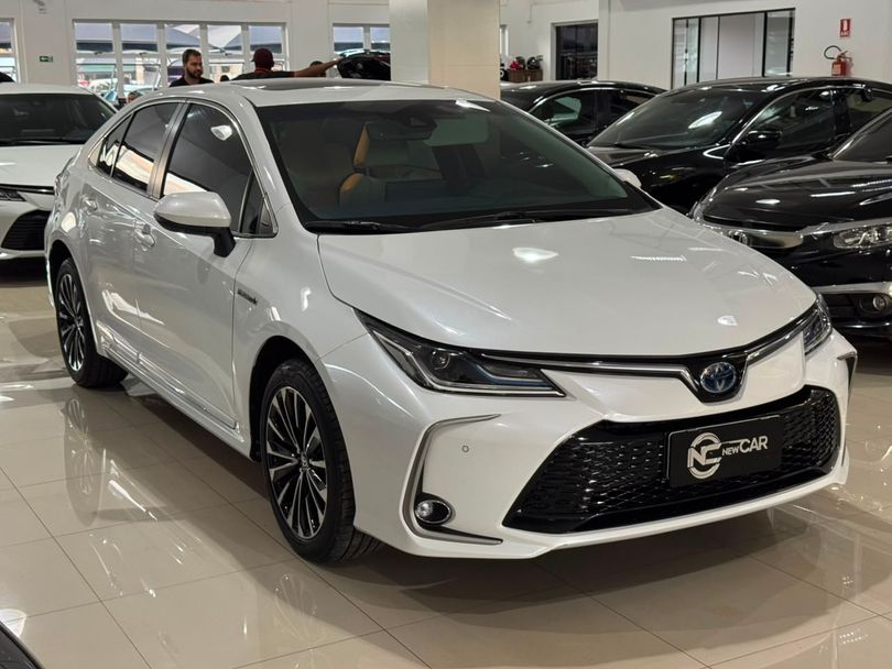 Toyota Corolla Altis Prem. 1.8 Aut. (Híbrido)