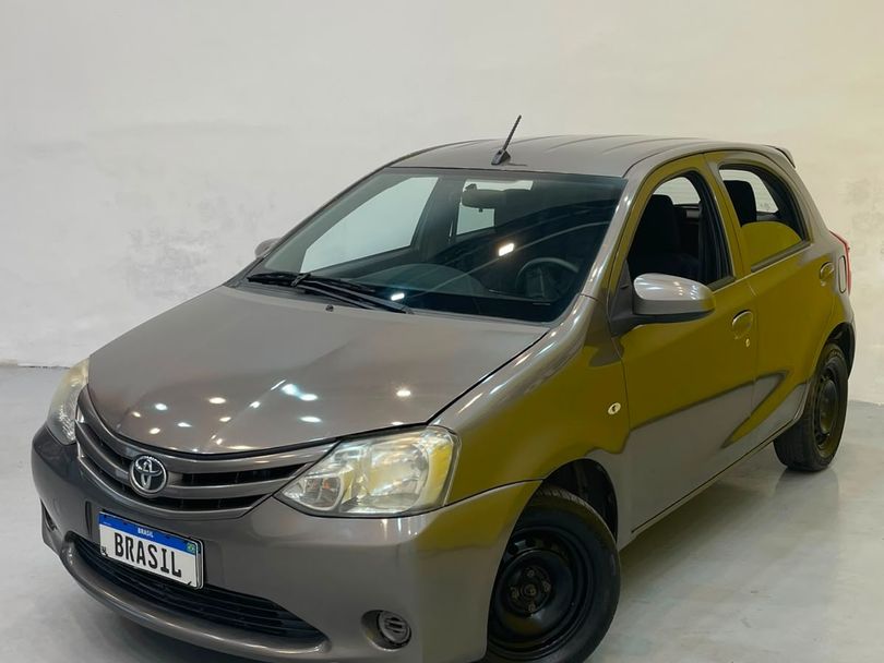 Toyota ETIOS X 1.3 Flex 16V 5p Mec.