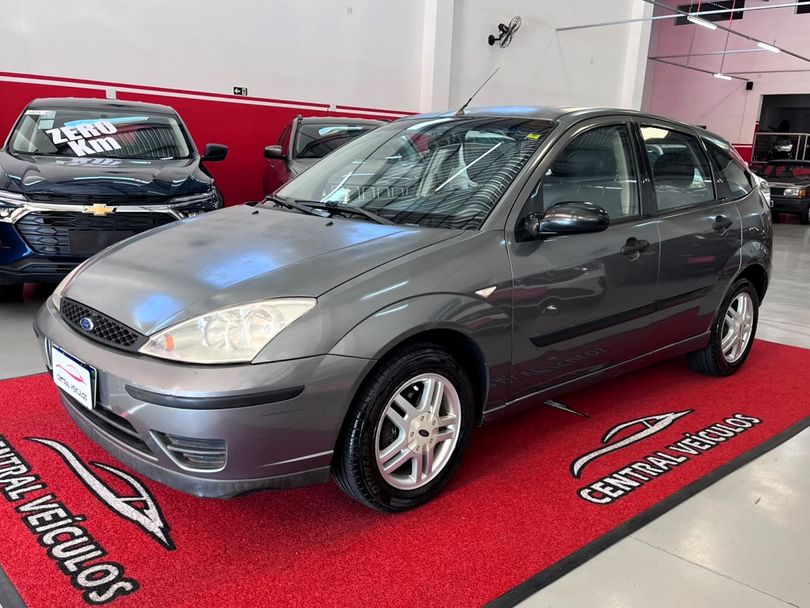 Ford Focus 2.0 16V/SE/SE Plus Flex 5p Aut.
