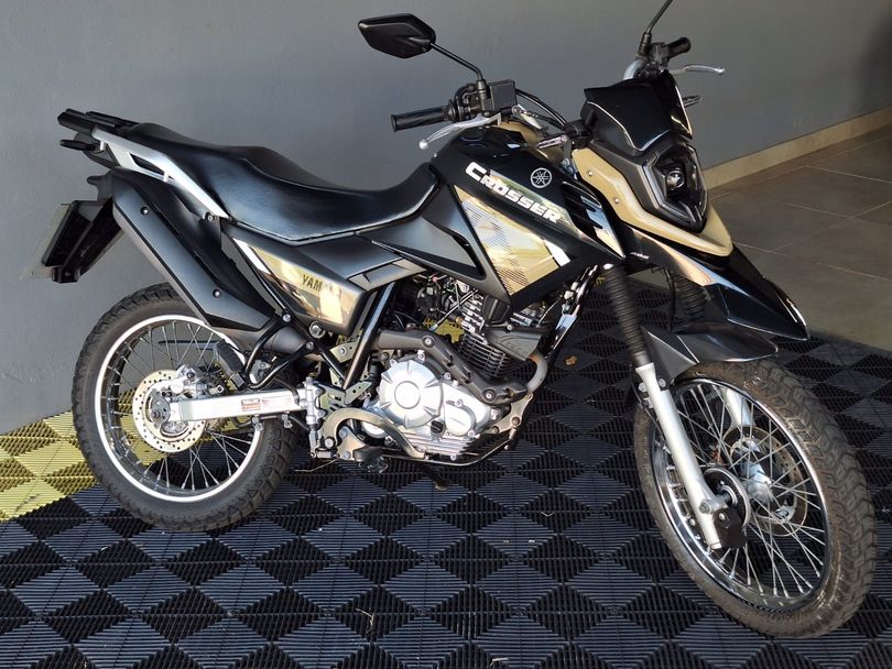 YAMAHA CROSSER Z