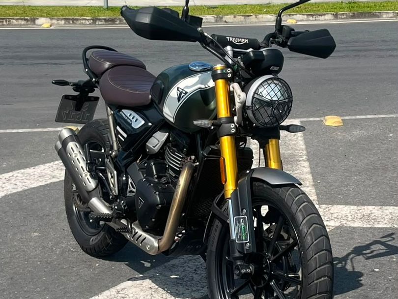TRIUMPH SCRAMBLER 400 X