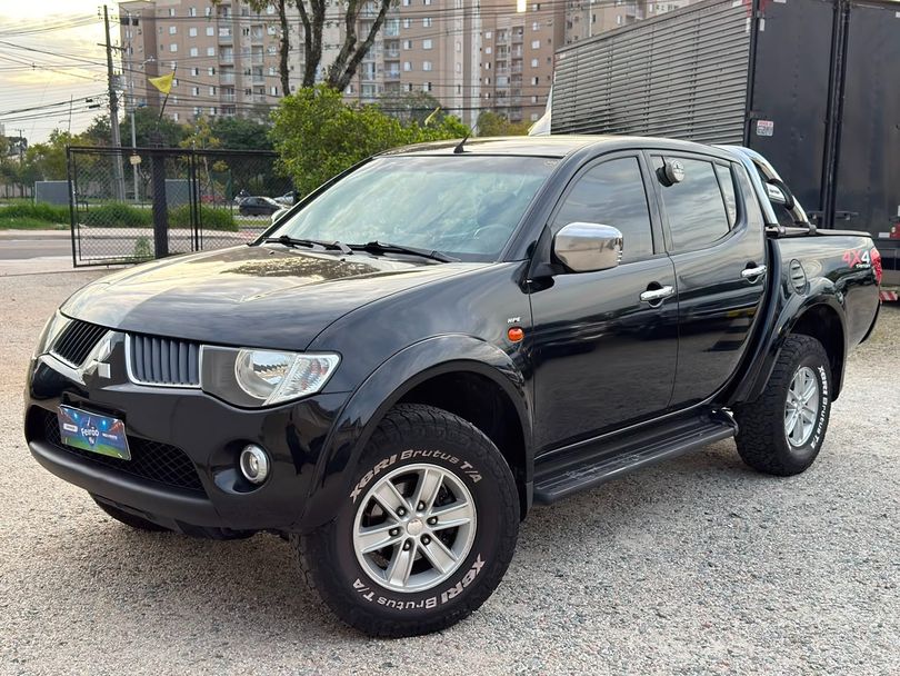 Mitsubishi L200 Triton HPE 3.2 CD TB Int.Diesel Aut
