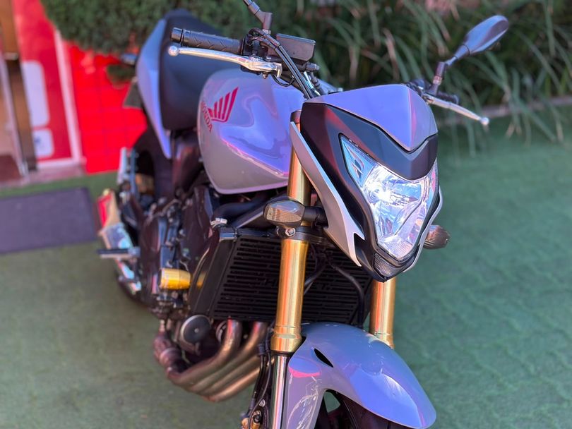 HONDA CB 600F HORNET