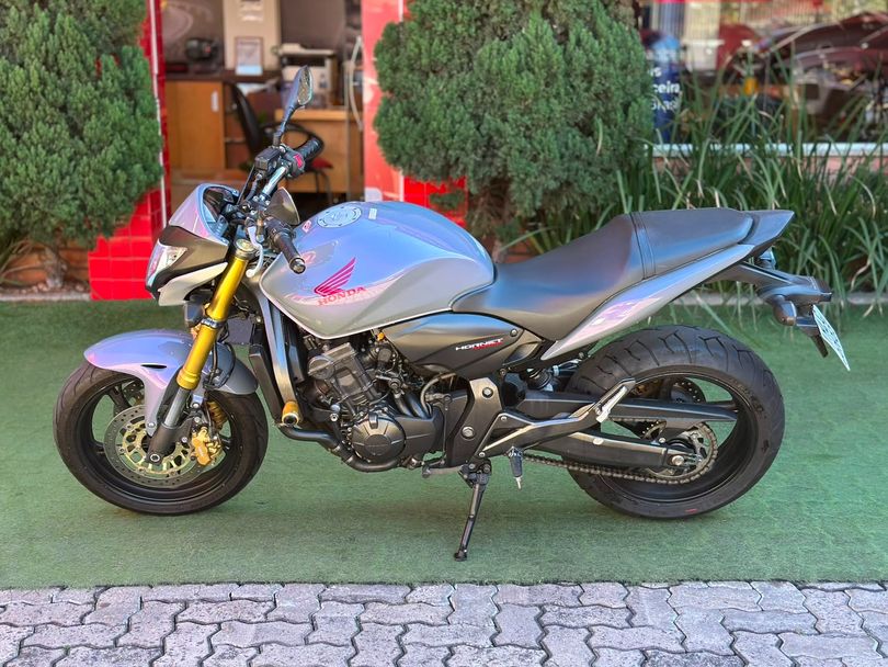 HONDA CB 600F HORNET
