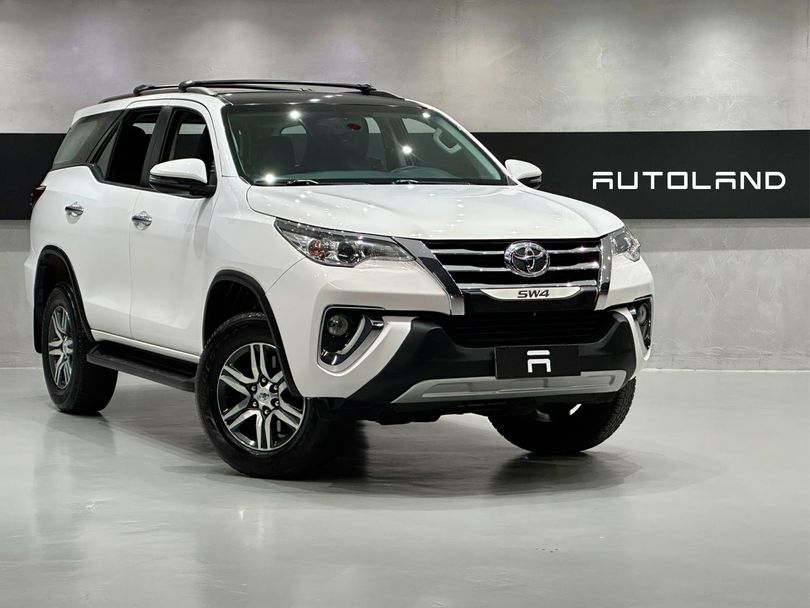Toyota Hilux SW4 SRV 4x2 2.7 Flex 16V Aut.